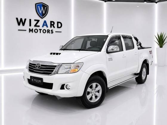 TOYOTA HILUX 3.0 SRV 4X4 CD 16V TURBO INTERCOOLER DIESEL 4P AUTOMÁTICO